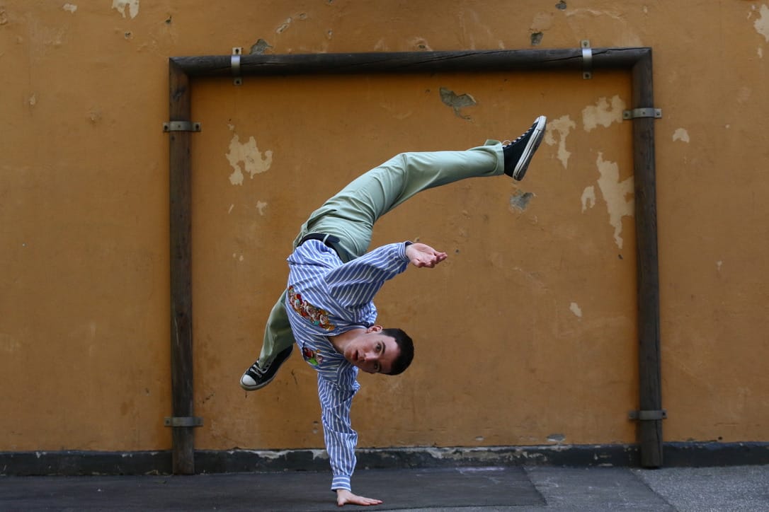 Join Company Chameleon in their studio for an evening of new work by some of the North West's most exciting dance makers.