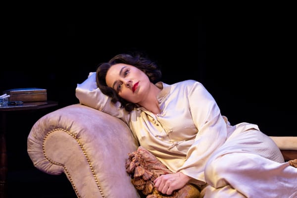 Private Lives at the Royal Exchange Theatre